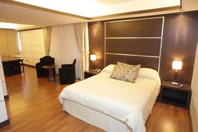 Asuncion Internacional Downtown Hotel Værelse billede